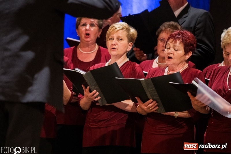 Zdjęcie w galerii na portalu naszraciborz.pl: XIV Festiwal Pieśni Stanisława Moniuszki w Domu Kultury Strzecha wiadomości z regionu