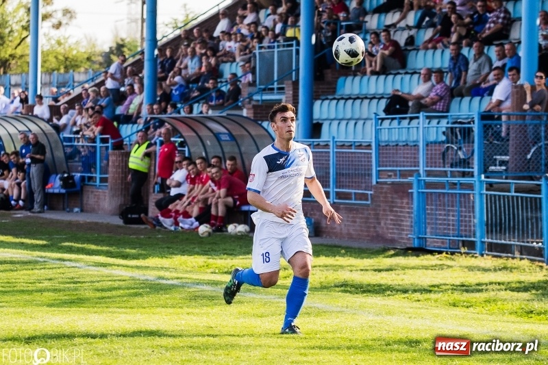 Zdjęcie w galerii na portalu naszraciborz.pl: Dwa gole Czerepaka uratowały remis dla Unii wiadomości z regionu