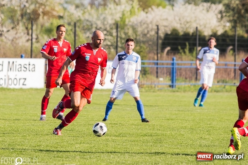 Zdjęcie w galerii na portalu naszraciborz.pl: Dwa gole Czerepaka uratowały remis dla Unii wiadomości z regionu