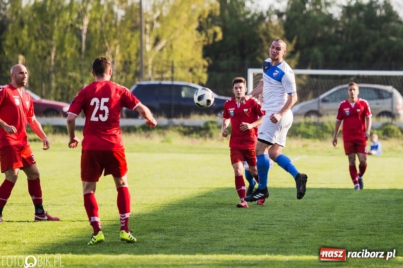 Zdjęcie w galerii na portalu naszraciborz.pl: Dwa gole Czerepaka uratowały remis dla Unii wiadomości z regionu