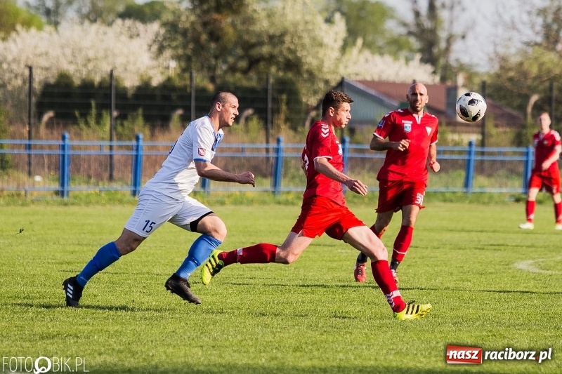 Zdjęcie w galerii na portalu naszraciborz.pl: Dwa gole Czerepaka uratowały remis dla Unii wiadomości z regionu