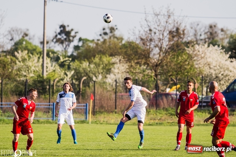 Zdjęcie w galerii na portalu naszraciborz.pl: Dwa gole Czerepaka uratowały remis dla Unii wiadomości z regionu