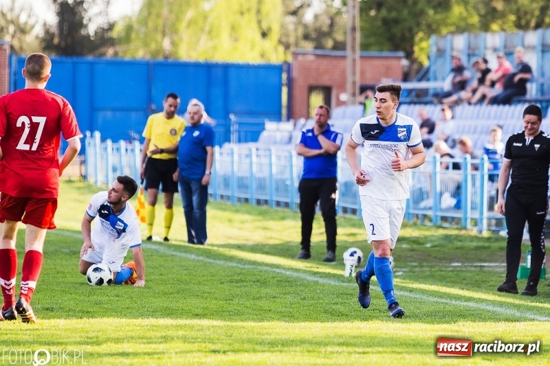 Zdjęcie w galerii na portalu naszraciborz.pl: Dwa gole Czerepaka uratowały remis dla Unii wiadomości z regionu