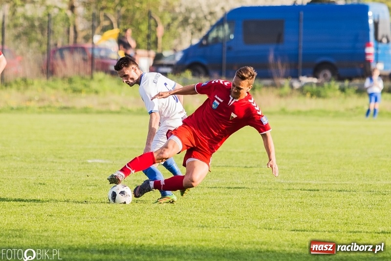 Zdjęcie w galerii na portalu naszraciborz.pl: Dwa gole Czerepaka uratowały remis dla Unii wiadomości z regionu