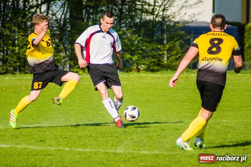 Zdjęcie w galerii na portalu naszraciborz.pl: Miał być spacerek, wyszła męczarnia. Podział punktów przy Tuwima wiadomości z regionu