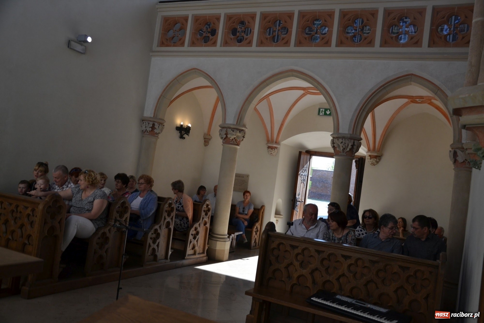 Zdjęcie w galerii na portalu naszraciborz.pl: Chór VIVO zaśpiewał w kaplicy zamkowej  wiadomości z regionu