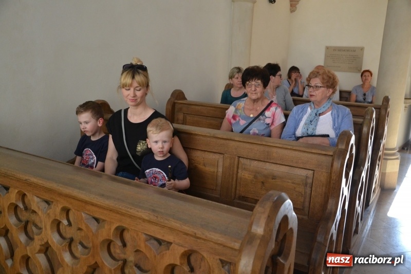 Zdjęcie w galerii na portalu naszraciborz.pl: Chór VIVO zaśpiewał w kaplicy zamkowej  wiadomości z regionu