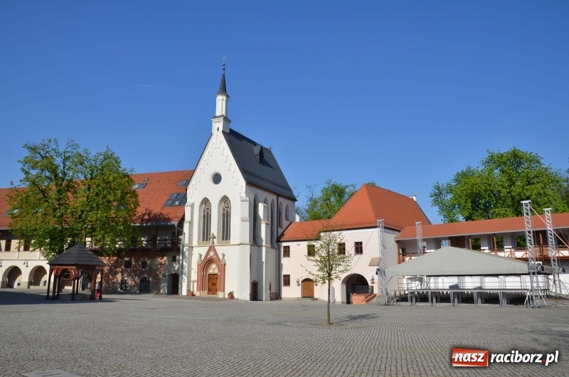 Zdjęcie w galerii na portalu naszraciborz.pl: Chór VIVO zaśpiewał w kaplicy zamkowej  wiadomości z regionu