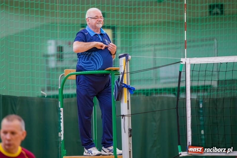 Zdjęcie w galerii na portalu naszraciborz.pl: Drugi dzień Eliminacji Mistrzostw Polski w Siatkówce Niesłyszących w Arenie Rafako wiadomości z regionu