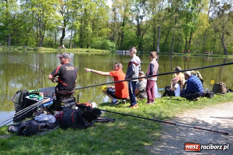 Zdjęcie w galerii na portalu naszraciborz.pl: Sezon wędkarski na Trzecioku rozpoczęty  wiadomości z regionu