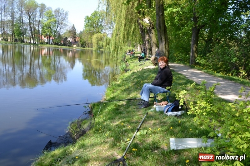 Zdjęcie w galerii na portalu naszraciborz.pl: Sezon wędkarski na Trzecioku rozpoczęty  wiadomości z regionu