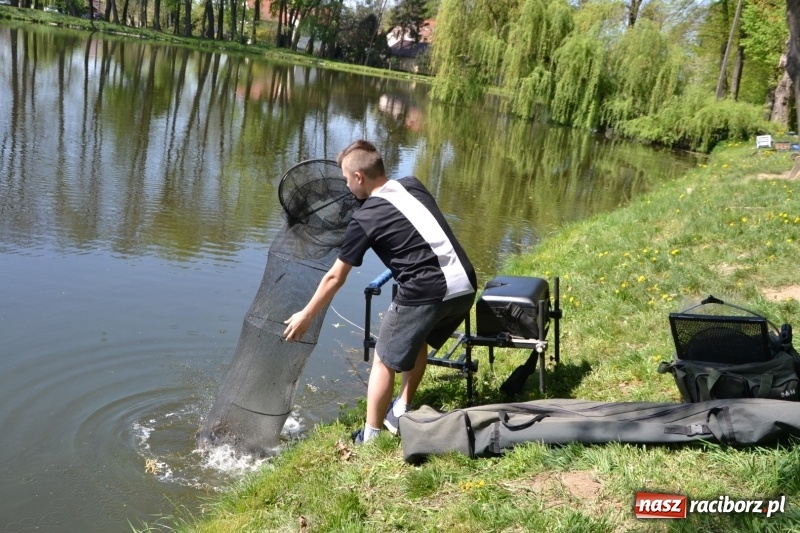 Zdjęcie w galerii na portalu naszraciborz.pl: Sezon wędkarski na Trzecioku rozpoczęty  wiadomości z regionu
