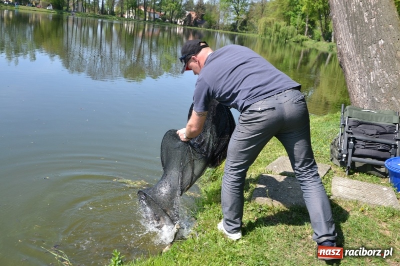 Zdjęcie w galerii na portalu naszraciborz.pl: Sezon wędkarski na Trzecioku rozpoczęty  wiadomości z regionu