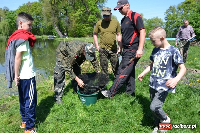 Zdjęcie w galerii na portalu naszraciborz.pl: Sezon wędkarski na Trzecioku rozpoczęty  wiadomości z regionu