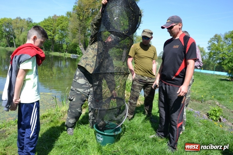 Zdjęcie w galerii na portalu naszraciborz.pl: Sezon wędkarski na Trzecioku rozpoczęty  wiadomości z regionu
