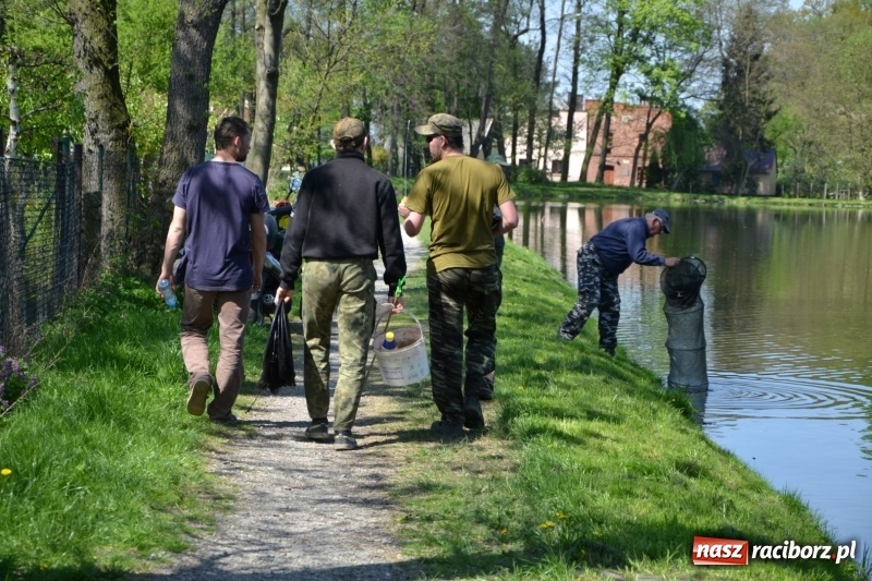 Zdjęcie w galerii na portalu naszraciborz.pl: Sezon wędkarski na Trzecioku rozpoczęty  wiadomości z regionu