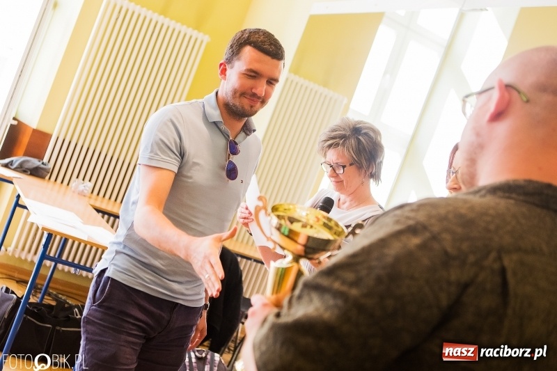 Zdjęcie w galerii na portalu naszraciborz.pl: Krzysztof Obremski zwycięzcą Ogólnopolskich Mistrzostw Raciborza w Scrabble wiadomości z regionu