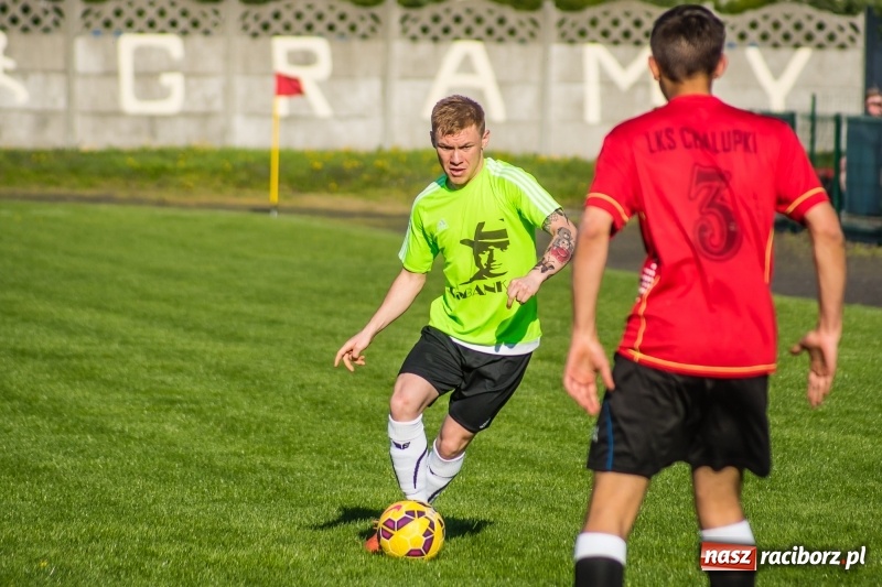 Zdjęcie w galerii na portalu naszraciborz.pl: Derby gminy. Gole Twaroga i Kowalczyka, to na Chałupki nie styka wiadomości z regionu