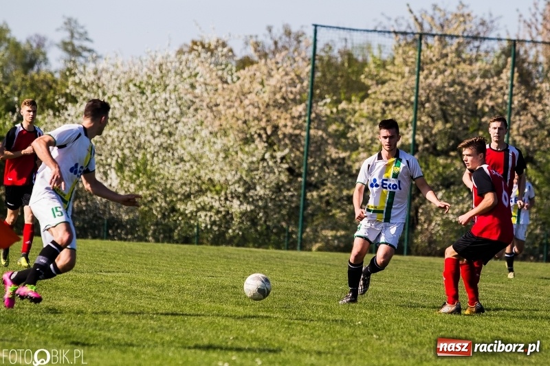Zdjęcie w galerii na portalu naszraciborz.pl: Rudzki Buk przedłuża złą passę Brzezia wiadomości z regionu