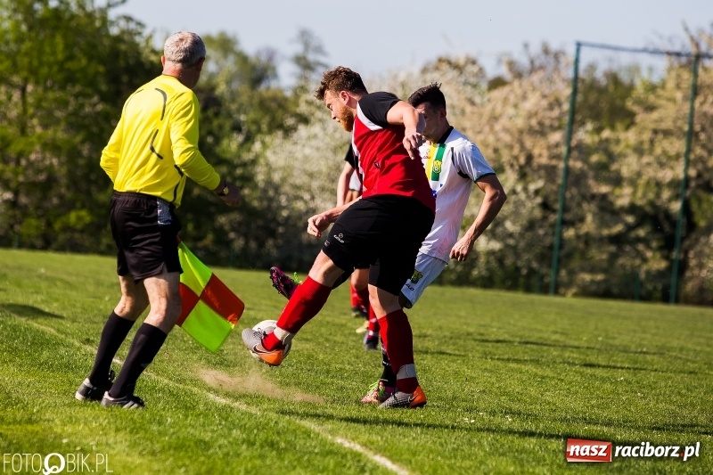 Zdjęcie w galerii na portalu naszraciborz.pl: Rudzki Buk przedłuża złą passę Brzezia wiadomości z regionu