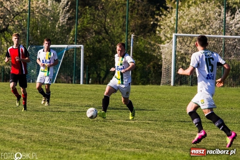 Zdjęcie w galerii na portalu naszraciborz.pl: Rudzki Buk przedłuża złą passę Brzezia wiadomości z regionu