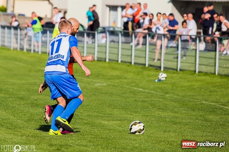 Zdjęcie w galerii na portalu naszraciborz.pl: A klasa: Egzekucja przy Urbana, Zgoda Zawada padła na kolana wiadomości z regionu