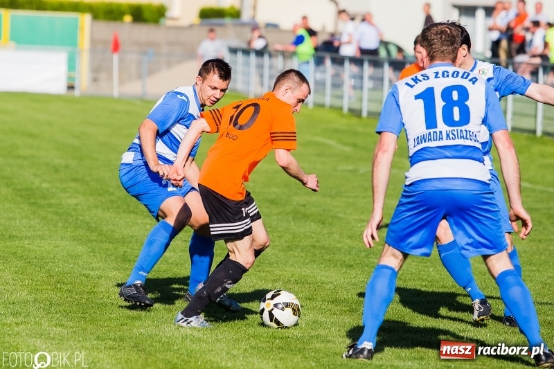 Zdjęcie w galerii na portalu naszraciborz.pl: A klasa: Egzekucja przy Urbana, Zgoda Zawada padła na kolana wiadomości z regionu