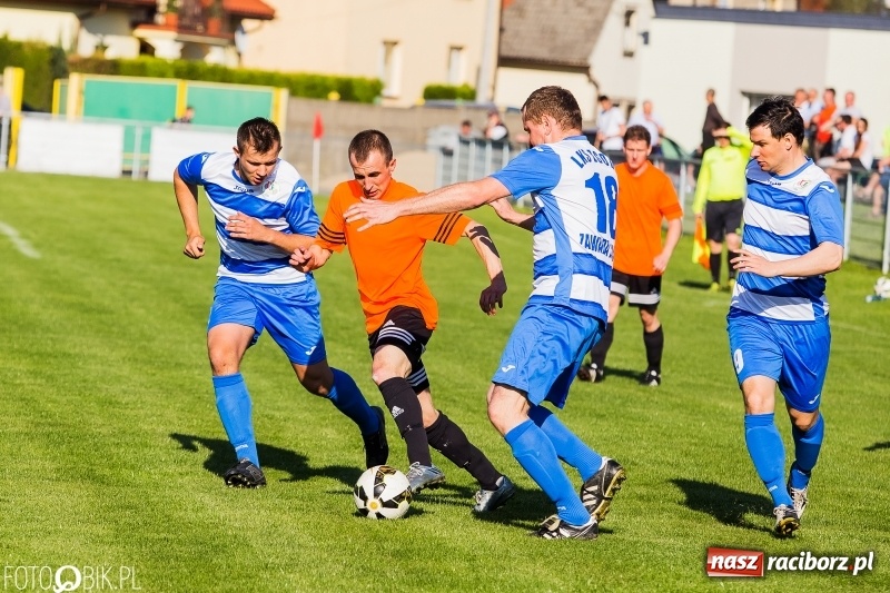 Zdjęcie w galerii na portalu naszraciborz.pl: A klasa: Egzekucja przy Urbana, Zgoda Zawada padła na kolana wiadomości z regionu