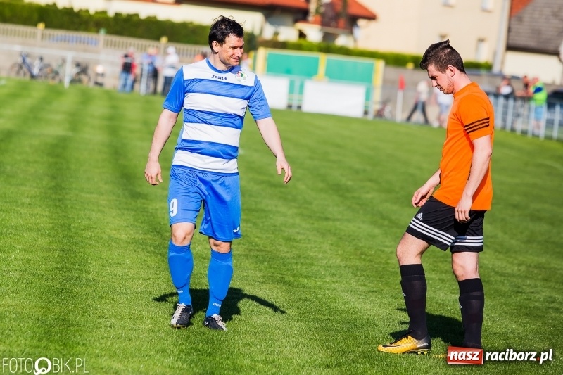 Zdjęcie w galerii na portalu naszraciborz.pl: A klasa: Egzekucja przy Urbana, Zgoda Zawada padła na kolana wiadomości z regionu