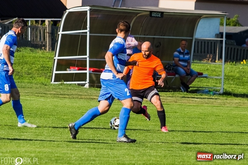 Zdjęcie w galerii na portalu naszraciborz.pl: A klasa: Egzekucja przy Urbana, Zgoda Zawada padła na kolana wiadomości z regionu