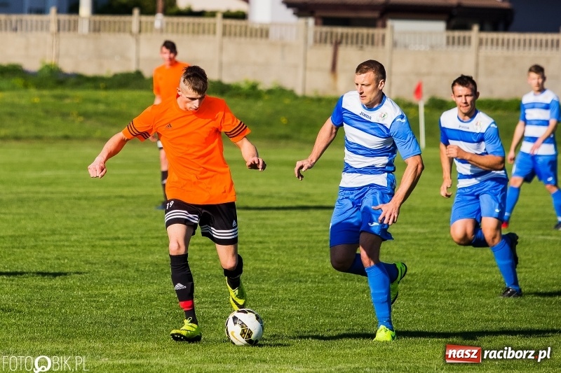 Zdjęcie w galerii na portalu naszraciborz.pl: A klasa: Egzekucja przy Urbana, Zgoda Zawada padła na kolana wiadomości z regionu