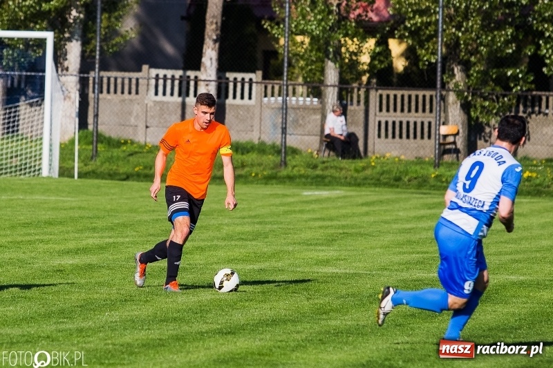 Zdjęcie w galerii na portalu naszraciborz.pl: A klasa: Egzekucja przy Urbana, Zgoda Zawada padła na kolana wiadomości z regionu