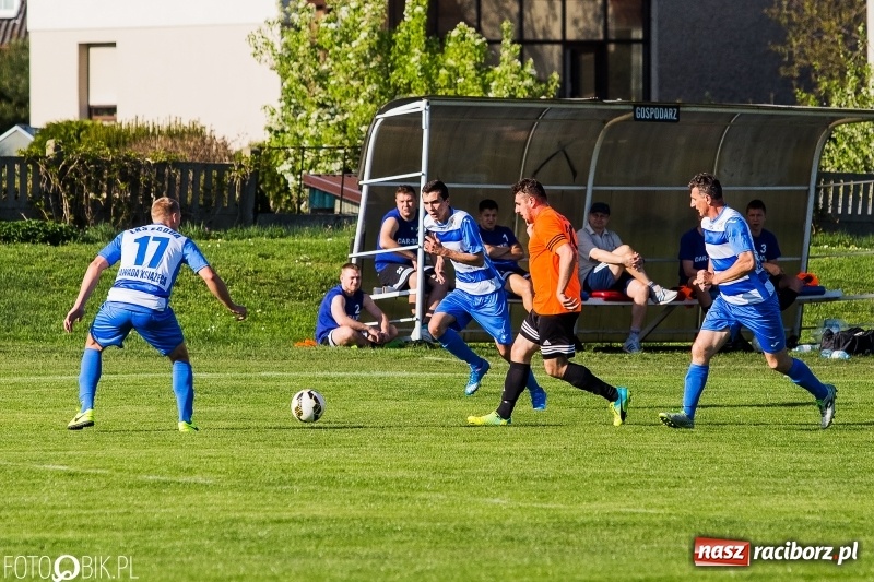 Zdjęcie w galerii na portalu naszraciborz.pl: A klasa: Egzekucja przy Urbana, Zgoda Zawada padła na kolana wiadomości z regionu