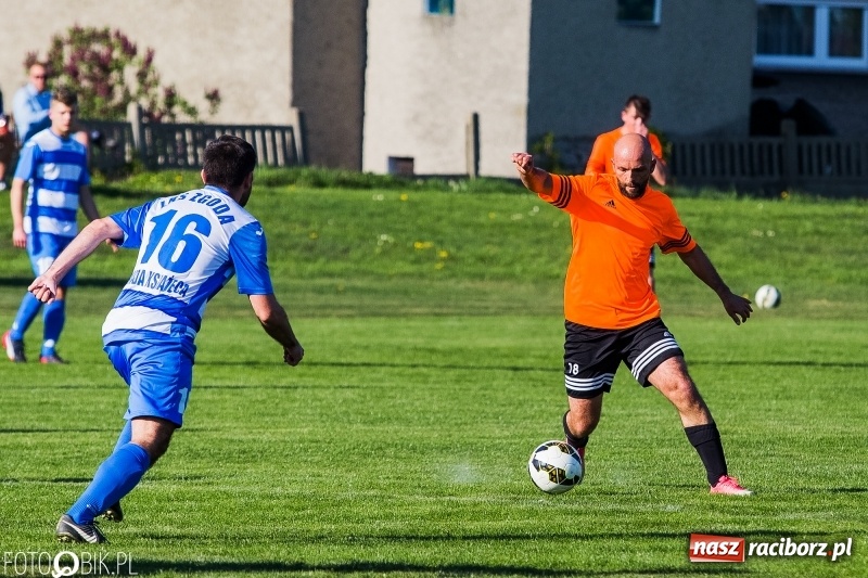 Zdjęcie w galerii na portalu naszraciborz.pl: A klasa: Egzekucja przy Urbana, Zgoda Zawada padła na kolana wiadomości z regionu