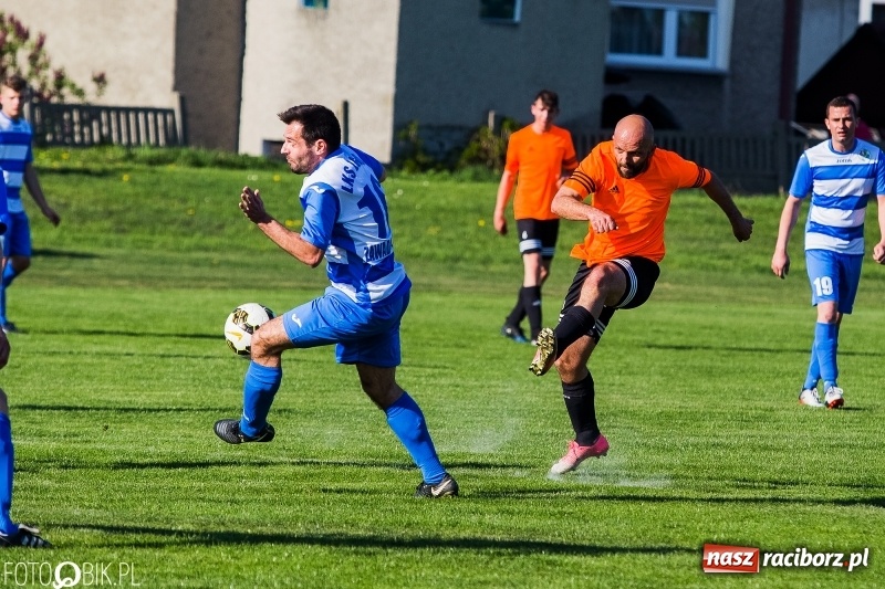 Zdjęcie w galerii na portalu naszraciborz.pl: A klasa: Egzekucja przy Urbana, Zgoda Zawada padła na kolana wiadomości z regionu