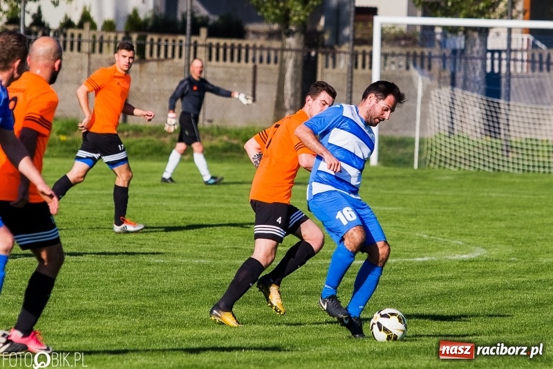 Zdjęcie w galerii na portalu naszraciborz.pl: A klasa: Egzekucja przy Urbana, Zgoda Zawada padła na kolana wiadomości z regionu