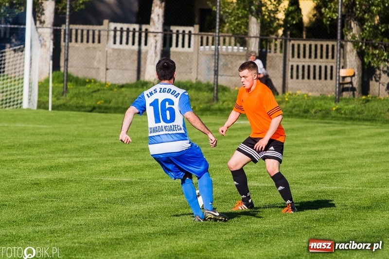 Zdjęcie w galerii na portalu naszraciborz.pl: A klasa: Egzekucja przy Urbana, Zgoda Zawada padła na kolana wiadomości z regionu