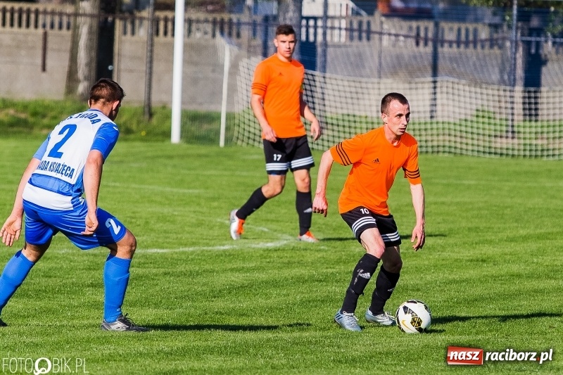 Zdjęcie w galerii na portalu naszraciborz.pl: A klasa: Egzekucja przy Urbana, Zgoda Zawada padła na kolana wiadomości z regionu