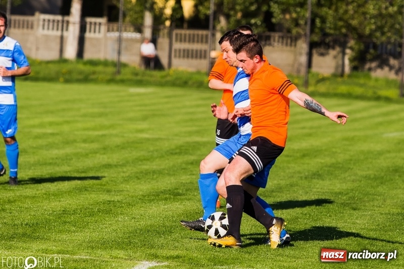 Zdjęcie w galerii na portalu naszraciborz.pl: A klasa: Egzekucja przy Urbana, Zgoda Zawada padła na kolana wiadomości z regionu