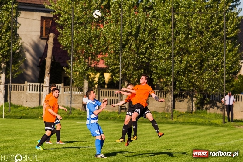 Zdjęcie w galerii na portalu naszraciborz.pl: A klasa: Egzekucja przy Urbana, Zgoda Zawada padła na kolana wiadomości z regionu