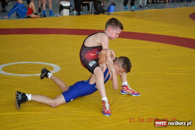 Zdjęcie w galerii na portalu naszraciborz.pl: Medale zapaśników raciborskiej Unii na zawodach w Janowie Lubelskim wiadomości z regionu