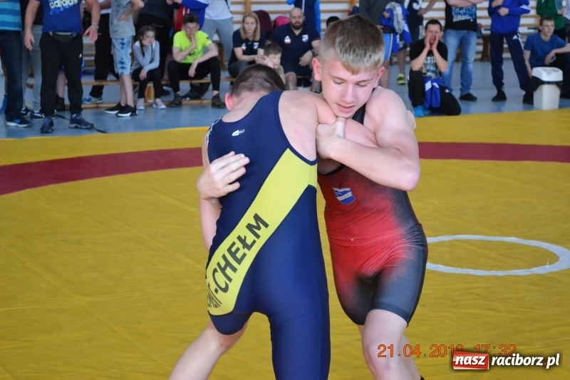 Zdjęcie w galerii na portalu naszraciborz.pl: Medale zapaśników raciborskiej Unii na zawodach w Janowie Lubelskim wiadomości z regionu