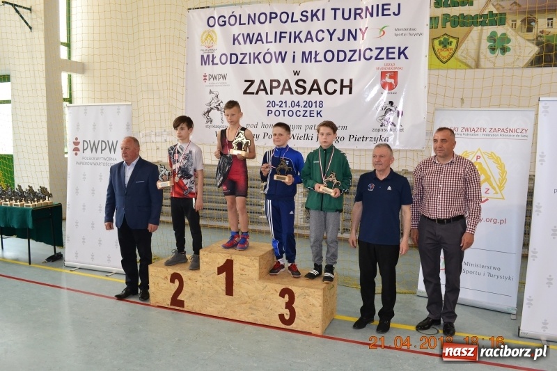 Zdjęcie w galerii na portalu naszraciborz.pl: Medale zapaśników raciborskiej Unii na zawodach w Janowie Lubelskim wiadomości z regionu