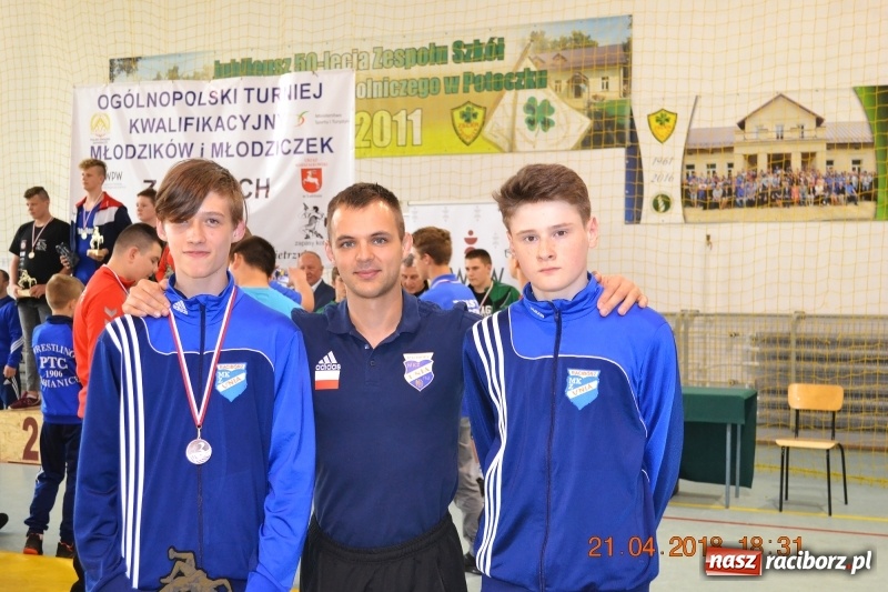 Zdjęcie w galerii na portalu naszraciborz.pl: Medale zapaśników raciborskiej Unii na zawodach w Janowie Lubelskim wiadomości z regionu