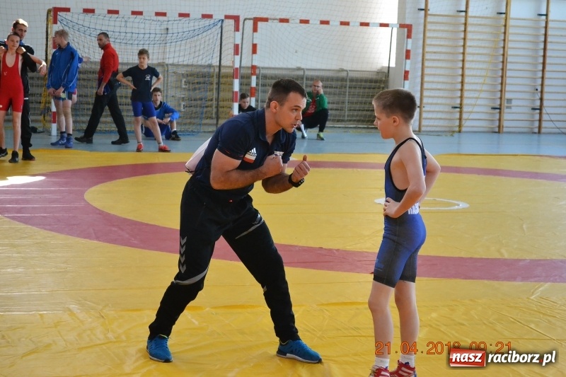Zdjęcie w galerii na portalu naszraciborz.pl: Medale zapaśników raciborskiej Unii na zawodach w Janowie Lubelskim wiadomości z regionu
