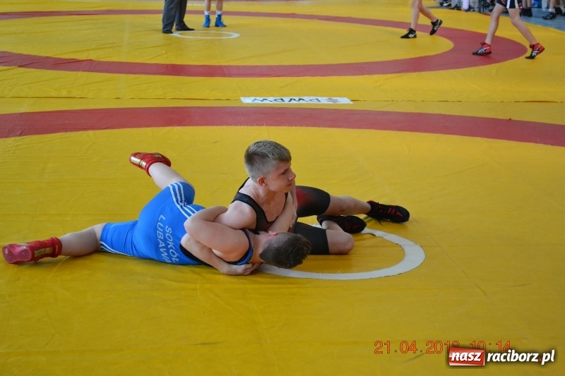 Zdjęcie w galerii na portalu naszraciborz.pl: Medale zapaśników raciborskiej Unii na zawodach w Janowie Lubelskim wiadomości z regionu