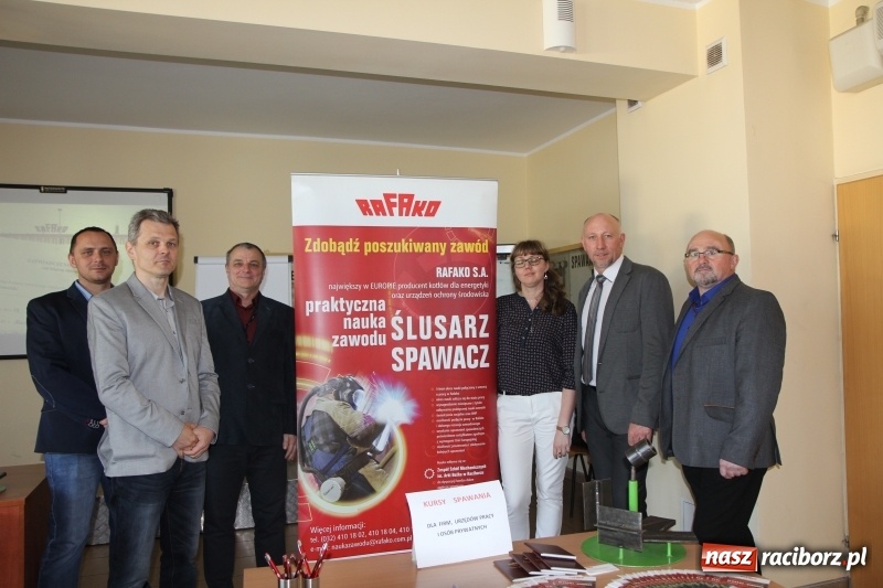 Zdjęcie w galerii na portalu naszraciborz.pl: Zdobądź perspektywiczny zawód w OSZ RAFAKO wiadomości z regionu