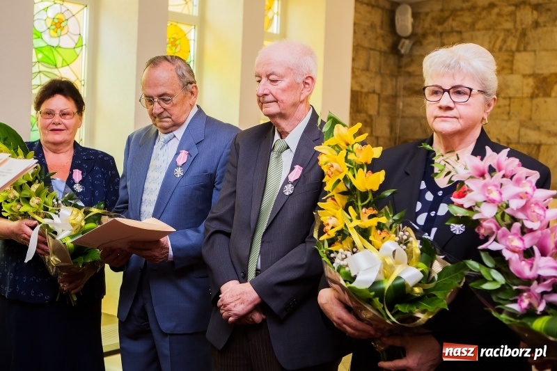 Zdjęcie w galerii na portalu naszraciborz.pl: 50 lat minęło jak jeden dzień... Jubileusze w USC wiadomości z regionu