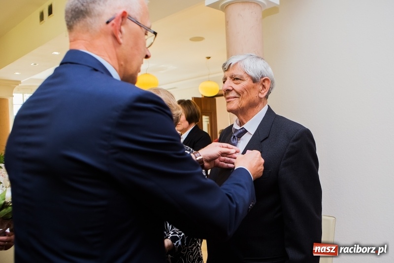 Zdjęcie w galerii na portalu naszraciborz.pl: 50 lat minęło jak jeden dzień... Jubileusze w USC wiadomości z regionu