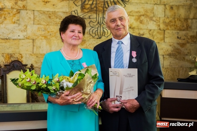 Zdjęcie w galerii na portalu naszraciborz.pl: 50 lat minęło jak jeden dzień... Jubileusze w USC wiadomości z regionu
